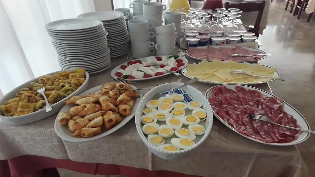 Hotel Ischia Rimini 2*,
